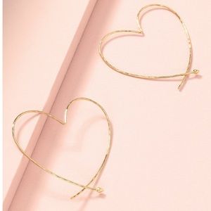 STELLA & DOT Hammered Heart Hoops
